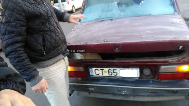 Constănțenii care aruncă deșeuri pe domeniul public, sancționați de polițiștii locali!