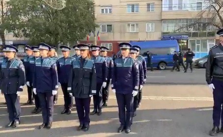 RESTRICȚII de CIRCULAȚIE pe mai multe STRĂZI din Constanța: repetiții pentru Ziua Națională a României!