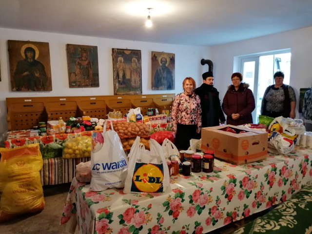 Prichindeii de la Grădinița cu Program Prelungit 42 din Constanța au donat fructe și legume