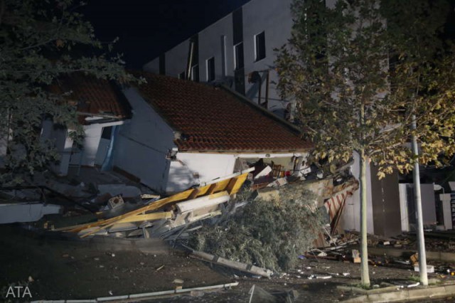 Albania: Zi de doliu naţional după seismul violent soldat cu peste 20 de morţi