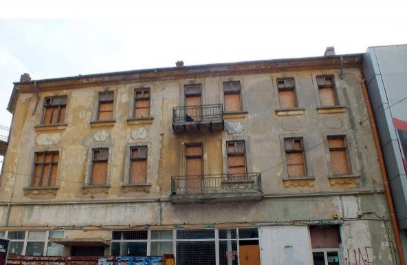 Clădirea-RUINĂ în care a funcţionat restaurantul Marea Neagră va fi reabilitată