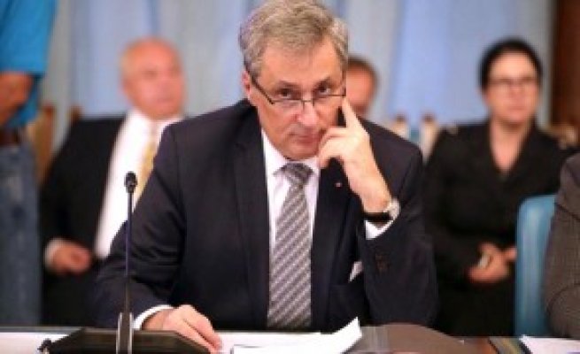 Ministrul de Interne taie în carne vie: urmează DEMITERI în Jandarmerie. Se intră intră eșaloanele inferioare