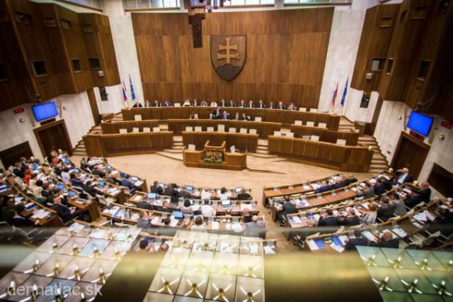 Slovacia: Parlamentul a respins controversatul proiect de lege privind avortul
