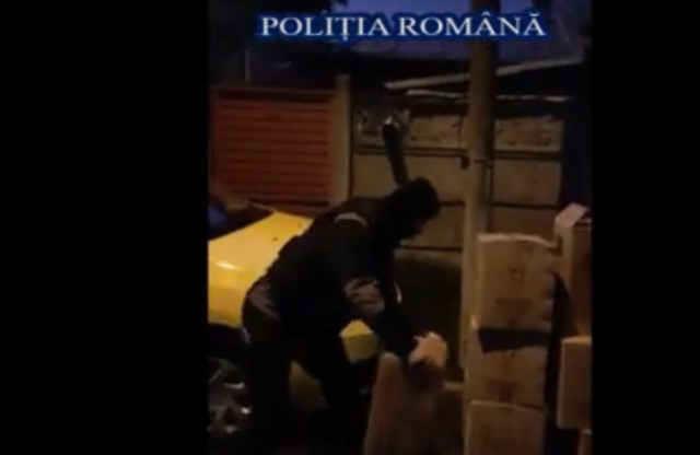 PERCHEZIȚIE: o tonă și jumătate de articole pirotehnice, indisponibilizată