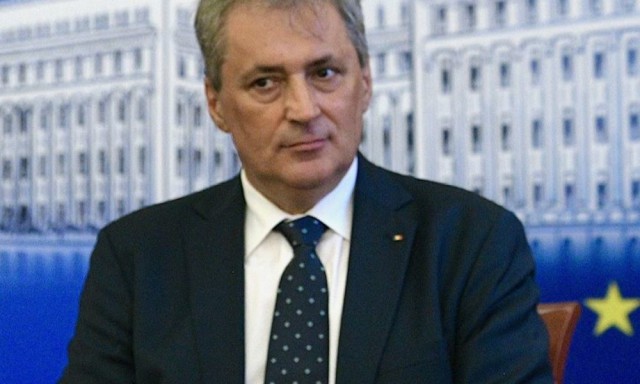 Ministrul de Interne Marcel Vela i-a destituit pe șefii Jandarmeriei Române