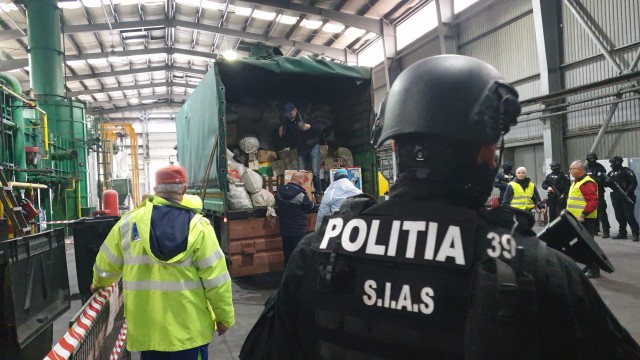 Cantități importante de DROGURI, DISTRUSE la Constanța! Prezenți și MASCAȚII! VIDEO