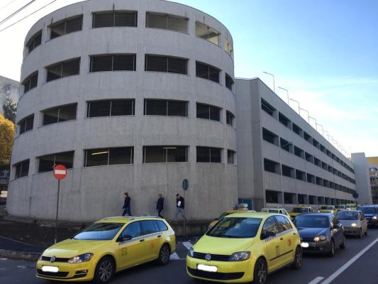Parcarea supraetajată din zona Spitalului Județean Constanța a devenit funcțională!