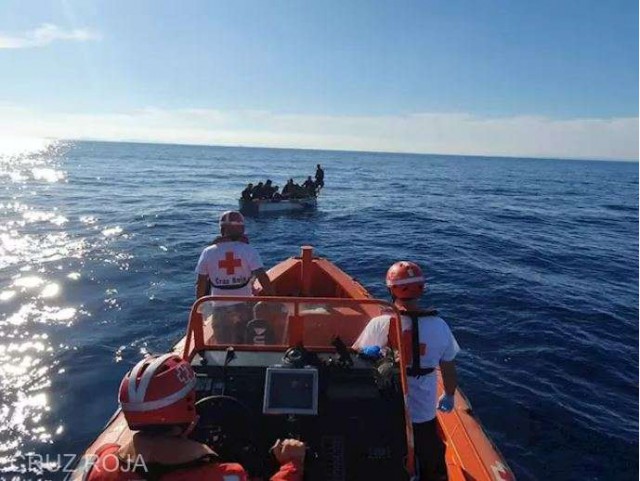 Operaţiune de salvare în Marea Mediterană: 7 migranţi morţi şi 70 supravieţuitori