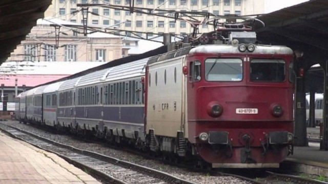 CFR Călători a pierdut 140 de milioane de lei anul acesta din compensaţii