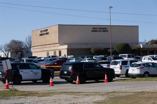 SUA: Atac armat soldat cu cel puţin doi morţi într-o biserică din Texas