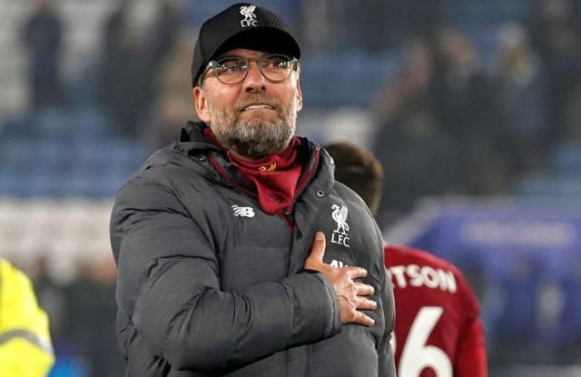 O legendă a fotbalului englez dă verdictul: „Klopp e cel mai bun din lume. Poate face echipă și la Rotherham. Guardiola, nu!”