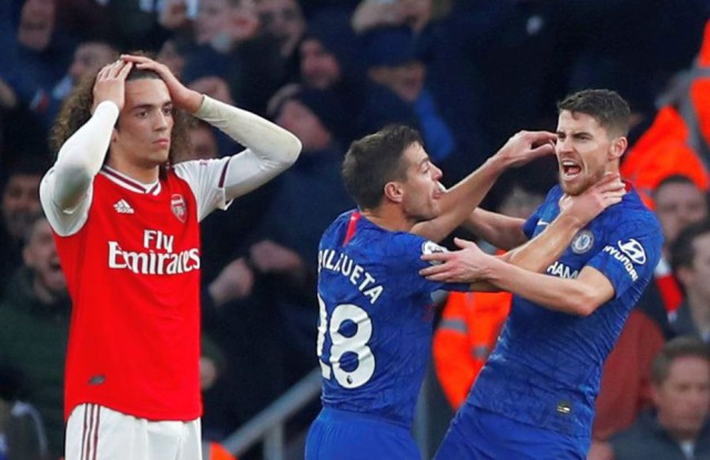 Arsenal - Chelsea 1-2. Albaștrii îi întorc pe „tunari” în 4 minute, după două gafe incredibile