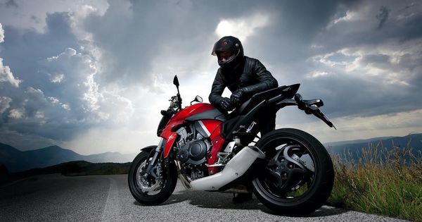 Noile motociclete şi mopede care vor fi omologate de la 1 ianuarie trebuie să îndeplinească norma de poluare Euro 5
