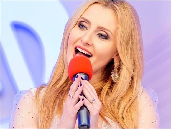 Alina Sorescu nu mai arată deloc aşa. Reacţia fanilor: „Nu te prinde“