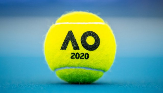 Novak Djokovic, în finală la Australian Open / Victorie în trei seturi cu Aslan Karatsev