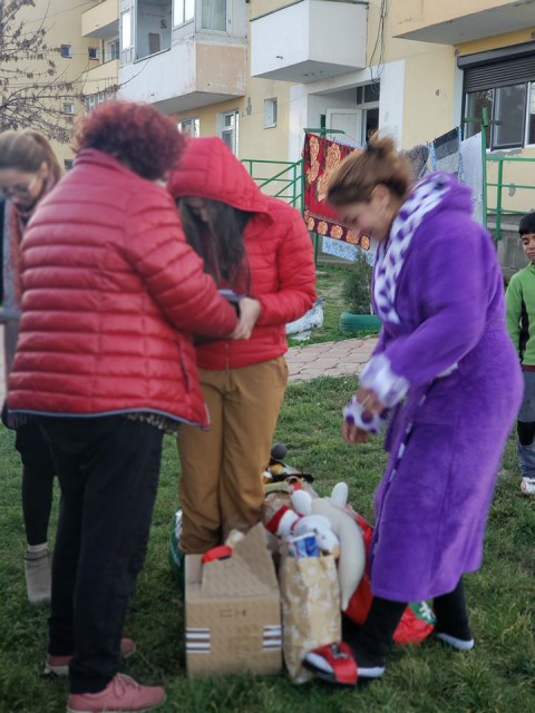 Daruri pentru copiii din Hârşova