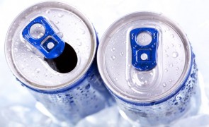 La ce duce consumul combinat de băuturi energizante cu alcool