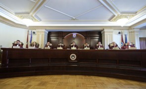 USR dă atacul la CCR: Un deputat vrea ca judecătorii constituţionali să poată fi urmăriţi penal mai uşor