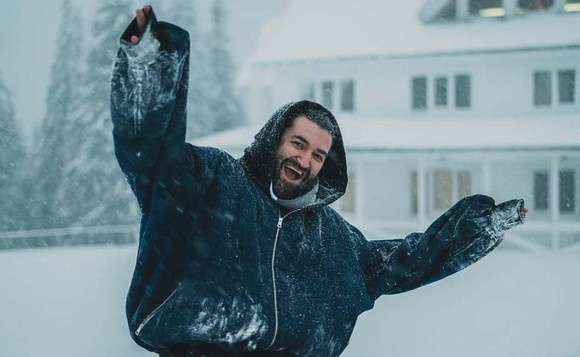Smiley, cu Gina Pistol pe pârtie. Și alte vedete au fugit după zăpadă, la munte
