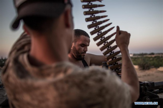 Libia: Forţele mareşalului Haftar anunţă un armistiţiu