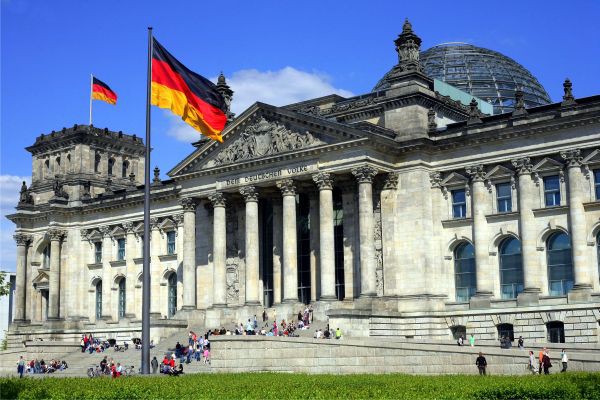 Germania: Parlamentul respinge proiectul de lege în baza căruia fiecare cetăţean ar fi putut deveni automat donator de organe