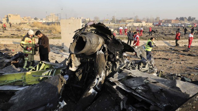 Kievul insistă să primească din Iran cutiile negre ale aeronavei ucrainene doborâte