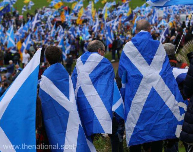 Mii de persoane au susţinut, la Glasgow, ''dreptul Scoţiei de a-şi alege'' viitorul