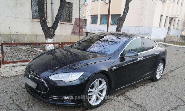 Autoturism căutat de autorităţile din Norvegia, descoperit la frontieră