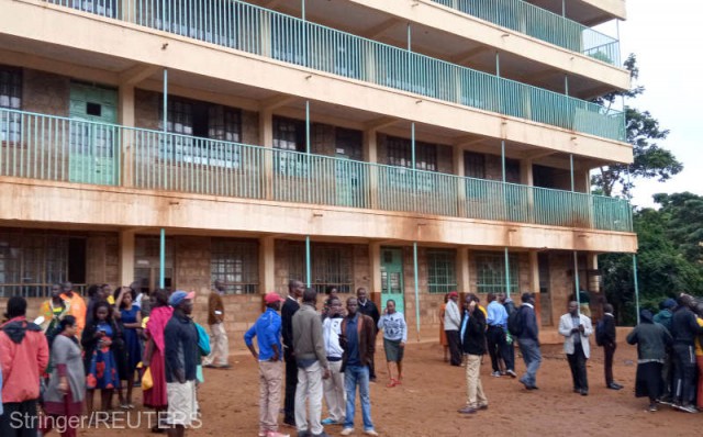Kenya: Cel puţin 13 copii au murit într-o busculadă, la o şcoală