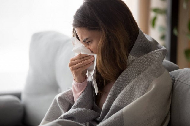 Poluarea atmosferică, asociată cu simptome severe de rinită