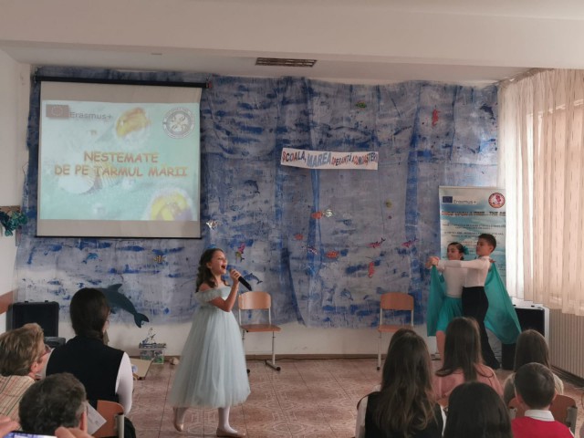 Elevii de la 'Lucian Grigorescu' din Medgidia au celebrat ziua școlii