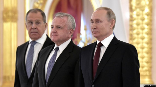 Putin pledează pentru „relaţii normale“ cu SUA, la ceremonia primirii scrisorii de acreditare a noului ambasador american