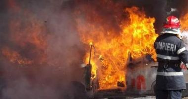 Autoturism cuprins de flăcări, în stațiunea Mamaia