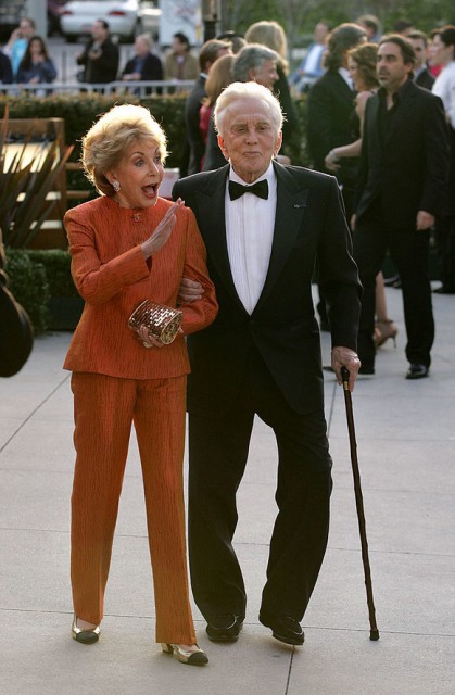 Ce avere colosală avea Kirk Douglas şi cine o moşteneşte