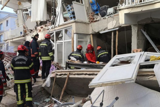 Creşte numărul morţilor şi victimelor după cutremurul din Turcia. Noul bilanţ indică 31 de morţi şi 1.607 de răniţi