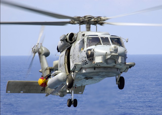 Un elicopter al marinei militare americane s-a prăbuşit în Marea Filipinelor