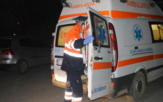 Un copil de şase ani şi o femeie, răniţi în două accidente rutiere, în municipiul Tulcea