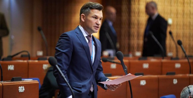 Ionuţ Stroe: Actualul Parlament e nefuncţional, nu produce o majoritate parlamentară suficient de solidă ca să susţină o guvernare