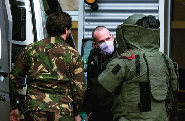 Olanda: Două scrisori suspecte au explodat în două imobile; nimeni nu a fost rănit, conform poliţiei