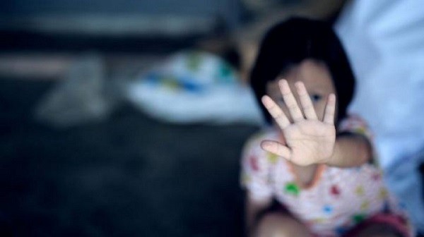 Fetiță de 11 ani, BATJOCORITĂ de un individ din Valu lui Traian