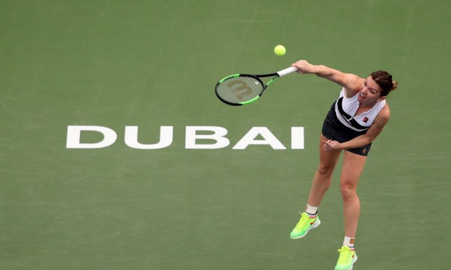 Simona Halep s-a calificat în semifinalele de la Dubai: A avut nevoie de set decisiv ca să o elimine pe Arina Sabalenka