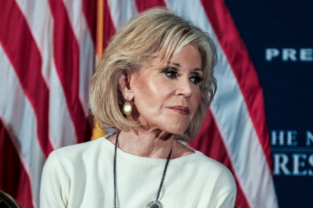 Actriţa şi activista Jane Fonda, în vârstă de 82 de ani, a anunţat că va renunţa la chirurgia estetică