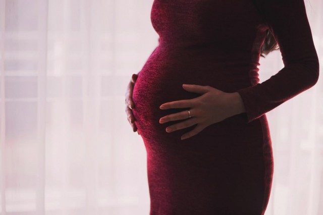 Lichidul amniotic: ce rol are în dezvoltarea fătului