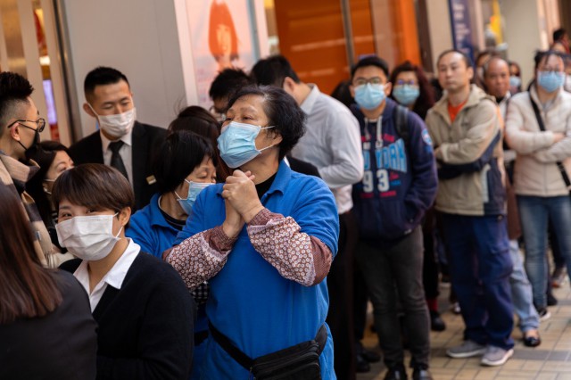 Hong Kong: Coronavirus - Autorităţile închid şcolile până la jumătatea lui martie şi prelungesc măsura muncii de la domiciliu