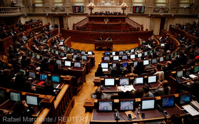 Parlamentul Portugaliei adoptă legi permisive privind eutanasia