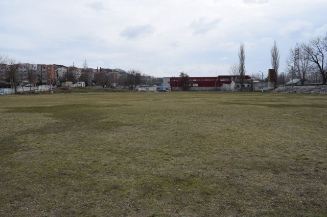 Primăria Cernavodă MODERNIZEAZĂ stadionul Ideal