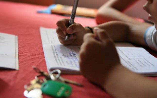 Părinții copiilor cu handicap din Constanța, LUPTE grele în instanță; lăsați fără bani de autoritățile locale