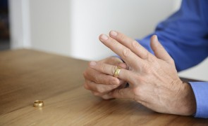 Cât costă un divorţ la notar în România