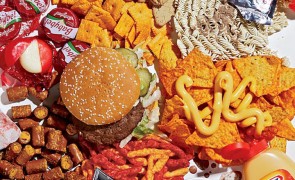 Studiu: Care sunt riscurile unui consum ridicat de alimente ultra-procesate
