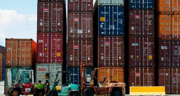 Marea Britanie: Mai multe persoane, descoperite într-un container într-un port; unele necesită îngrijiri medicale